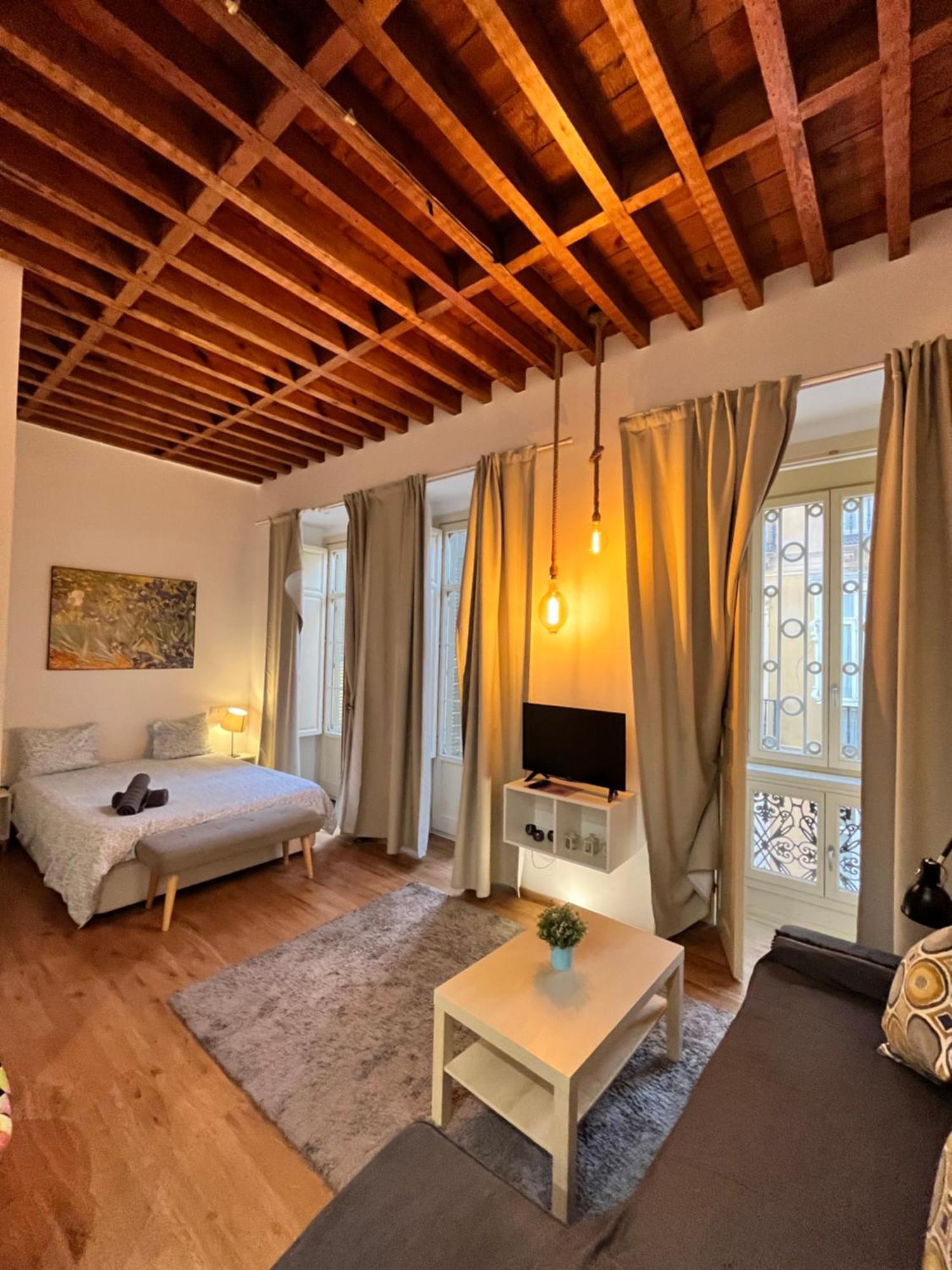 Larios Deluxe Studio Málaga Exterior foto